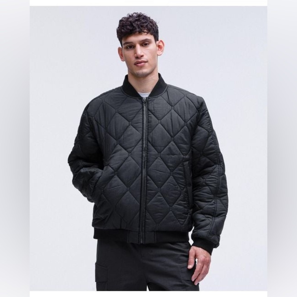NWOT Men's black Reversible Insulated Bomber Jacket - Picture 7 of 8